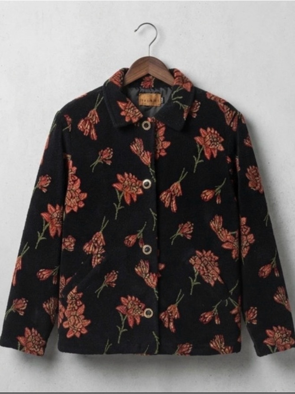 Tsunami Vintage Floral Button-Front Fleece Jacket with Red Bouquet Print sz M